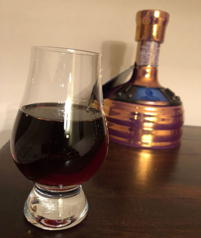 Samuel Adams Utopias Closeup